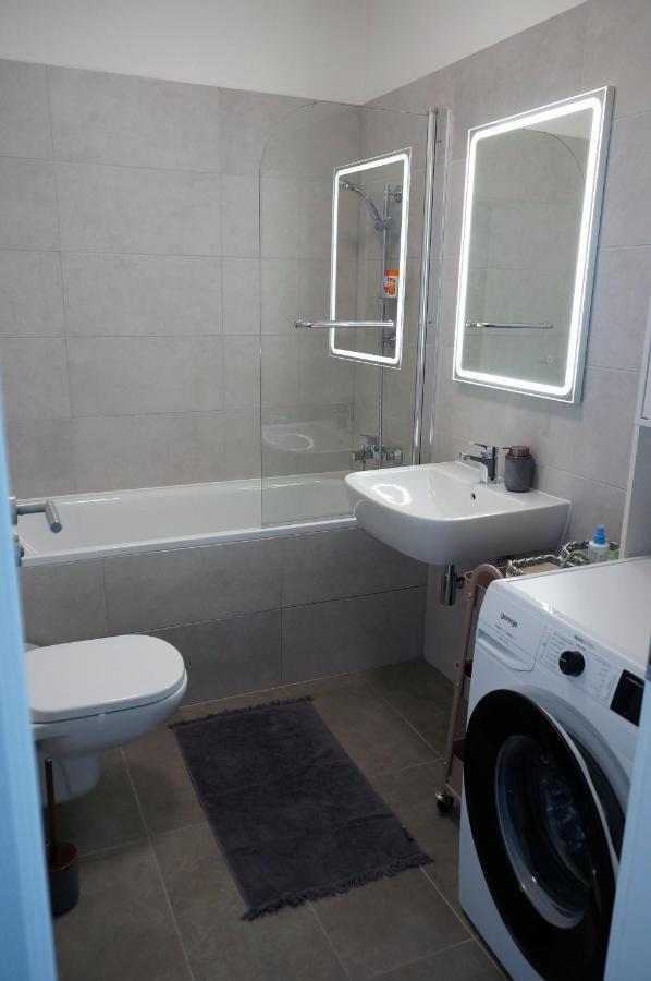 Gng Apartment Kosice Bagian luar foto