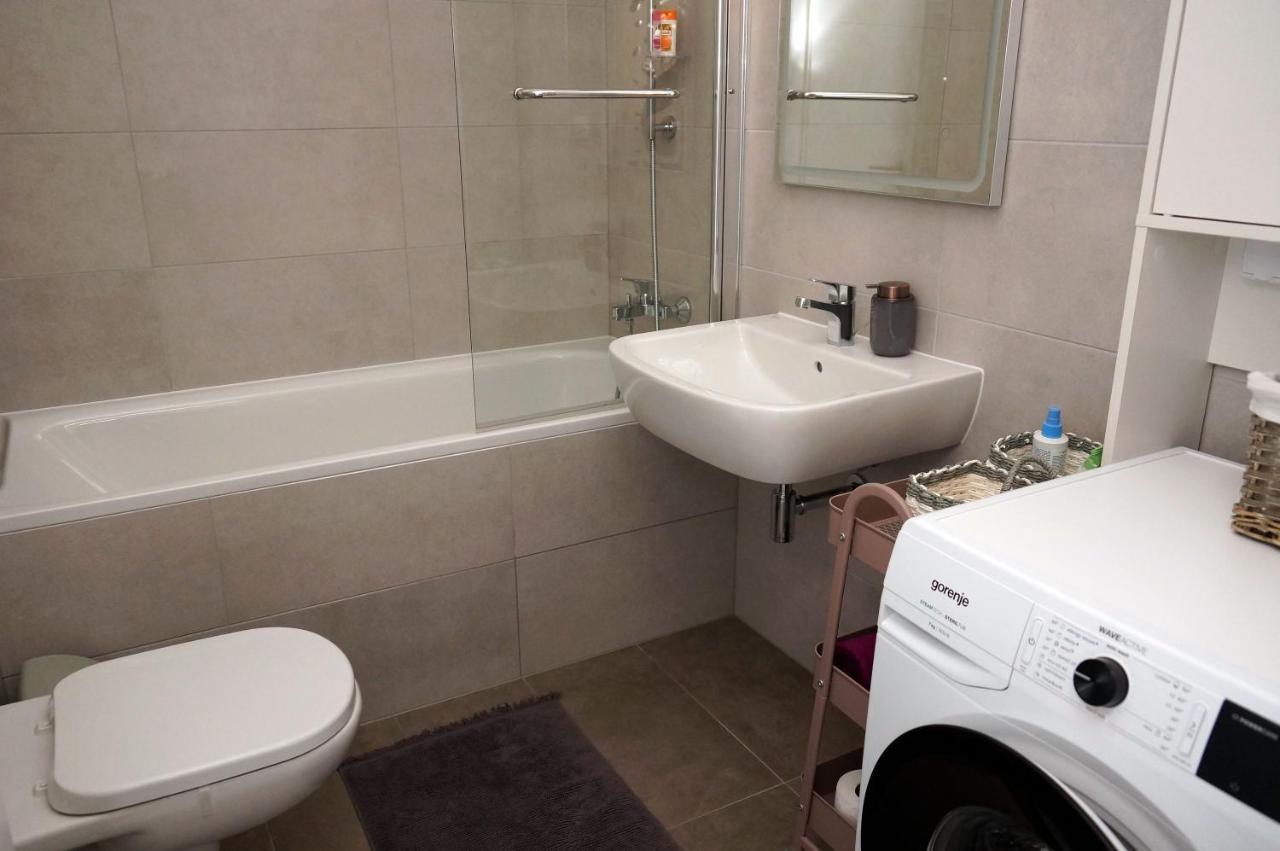 Gng Apartment Kosice Bagian luar foto